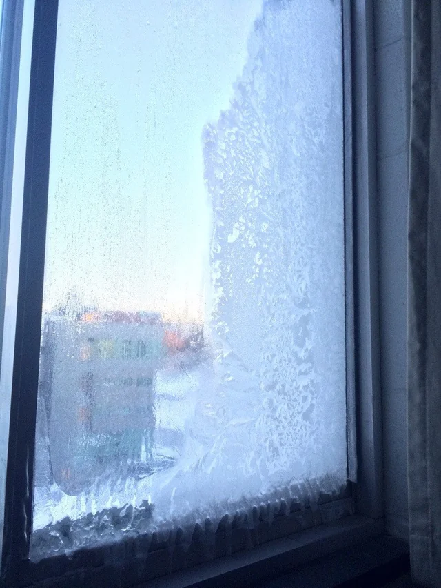preventing frost on indoor windows